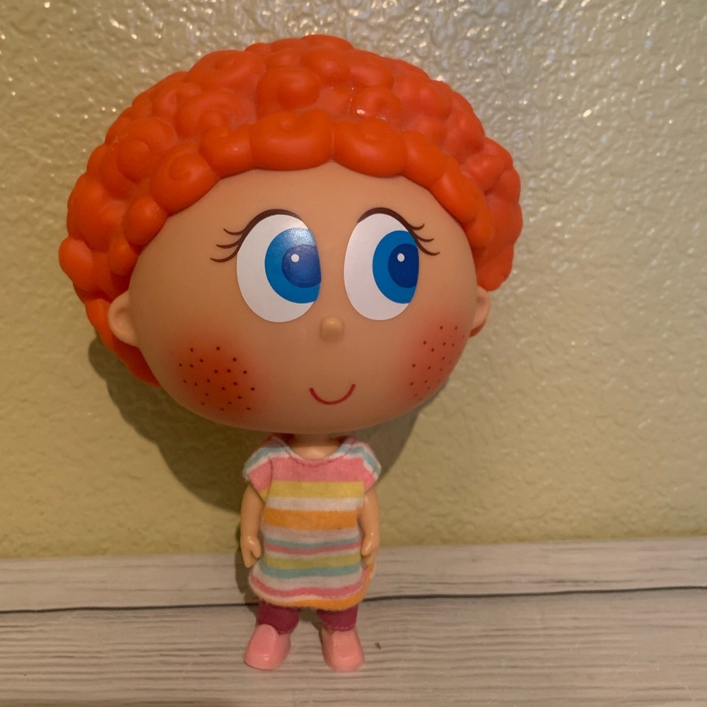 Chamoy y Amiguis Distroller Red Head Doll